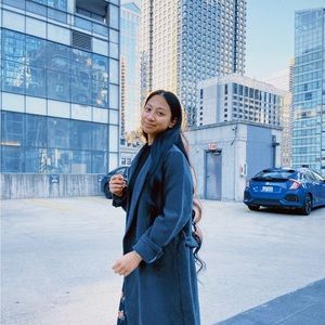 Meet your Posher, Krystel